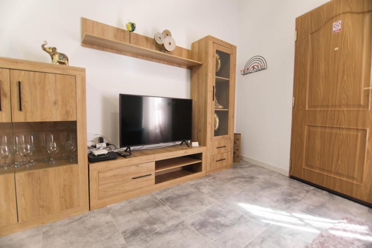 RentalSevilla Apartamento de 3 dormitorios en Triana Exterior foto